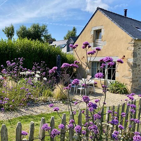 Вилла La Grange Neuve Плугонвелен Экстерьер фото